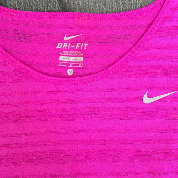 Nike Dri-Fit Top - Picture 2 of 4
